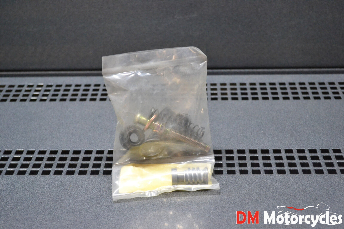 Yamaha genuine new FZ750 fz 750 brake master cylinder kit pn 4as-w0042-50