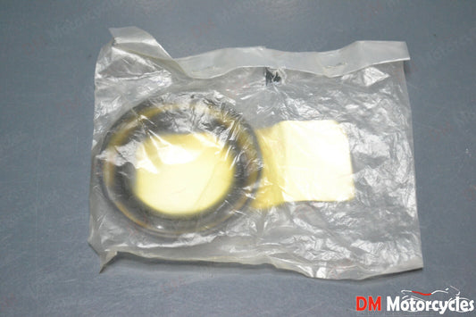 Yamaha genuine new yzf600 fz6 fz8 yzf r6 yzf r1 fork oil seal pn 93106-40041
