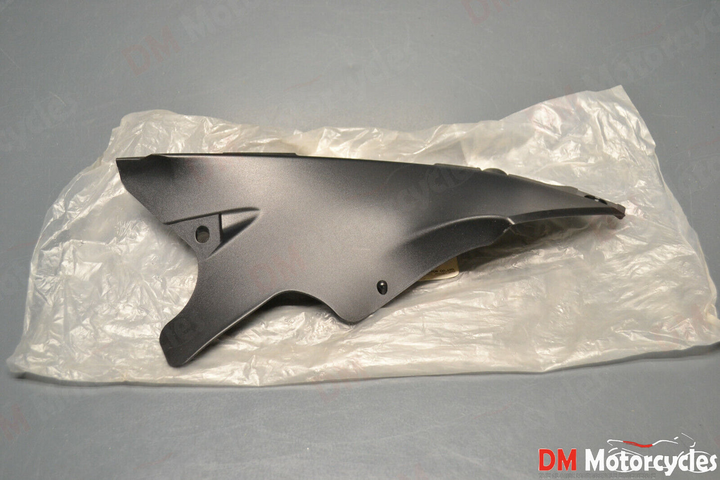 Yamaha genuine new yzf r1 air outlet grill pn 5vy-2837w-00