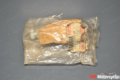Yamaha genuine nos DT125MX 1986 RT180 kick start axle shaft pn 4f2-15660-00
