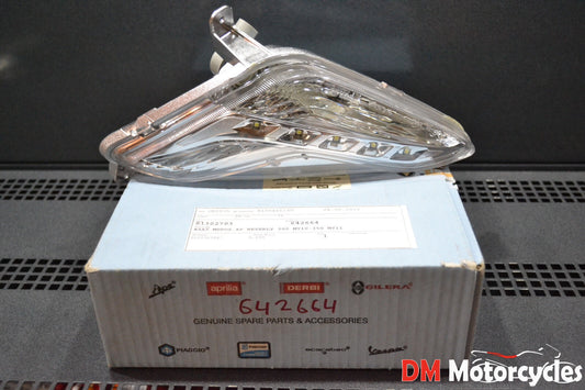 Piaggio genuine new beverly 125 300 350 lh indicator turn signal pn 642664