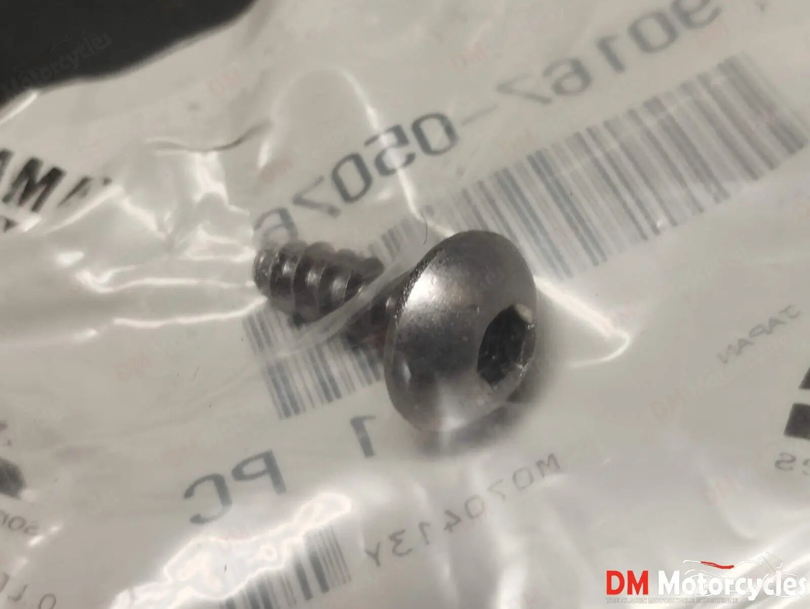 Yamaha genuine new MT10 Tracer R7 Tmax 2022 Tapping screw pn 90167-05076