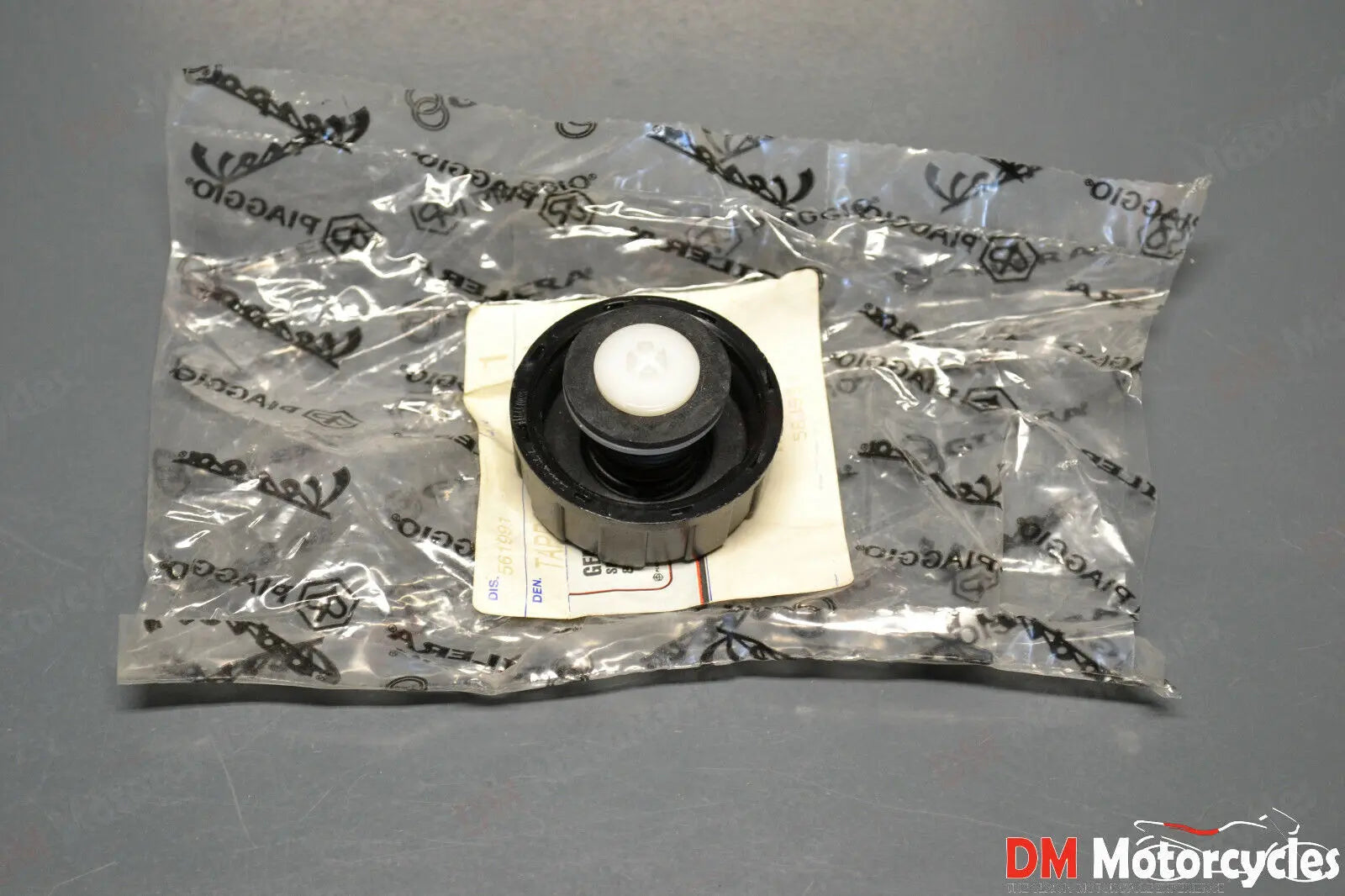 Piaggio genuine new hexagon 125 150 nrg mc2 coolant cap valve pn 561991