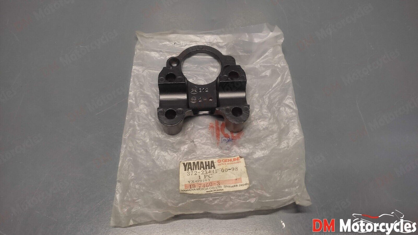 Yamaha genuine nos yb125 yb 125 74 top ignition steering mount pn 372-23411-00