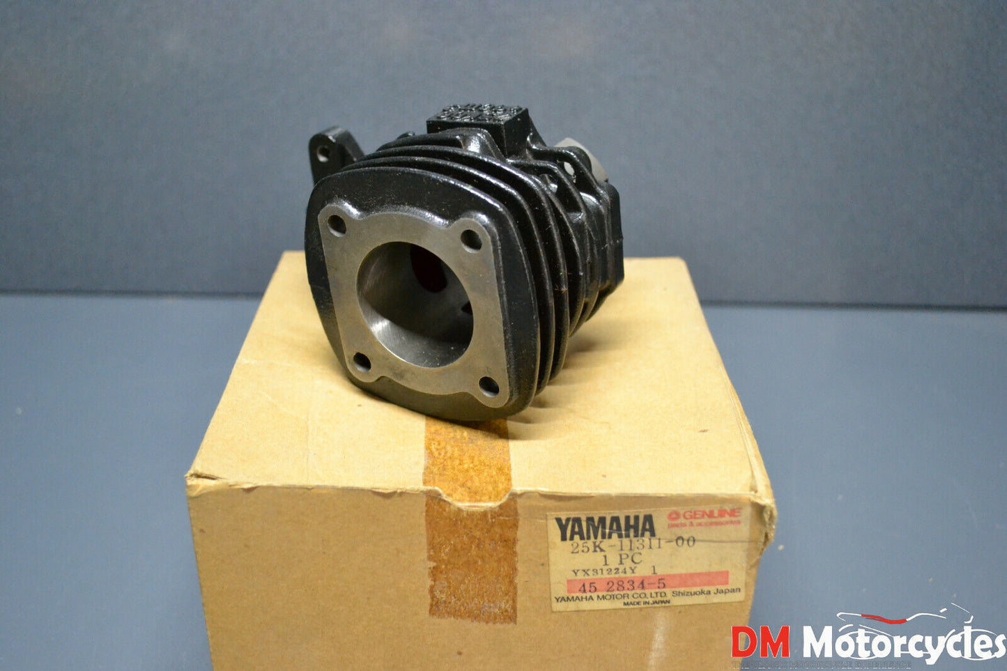 Yamaha genuine nos passol 2 engine cylinder pn 25k-11311-00