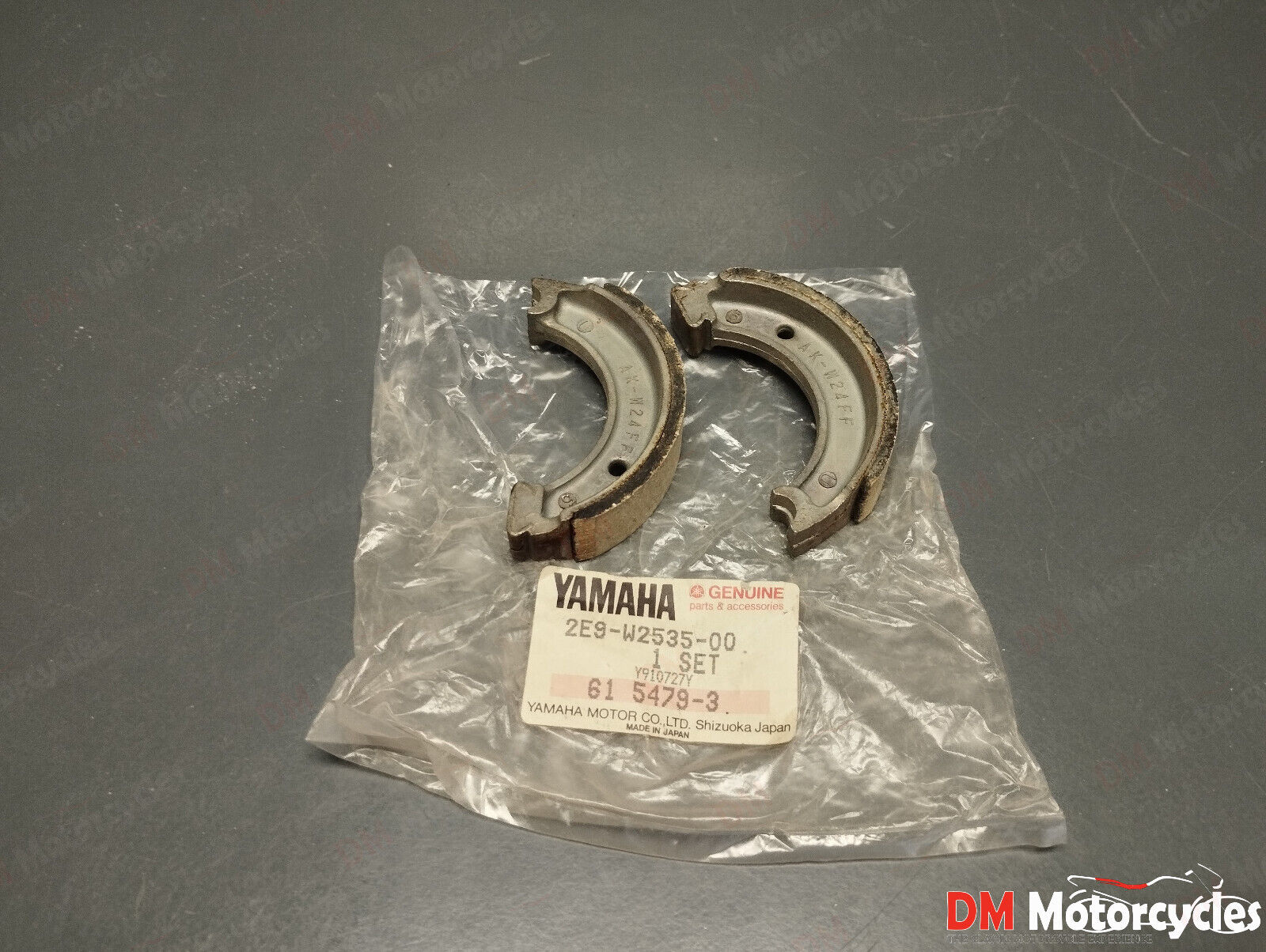 Yamaha genuine nos ca pw qt mj 50 brake shoes kit pn 2e9-w2535-00