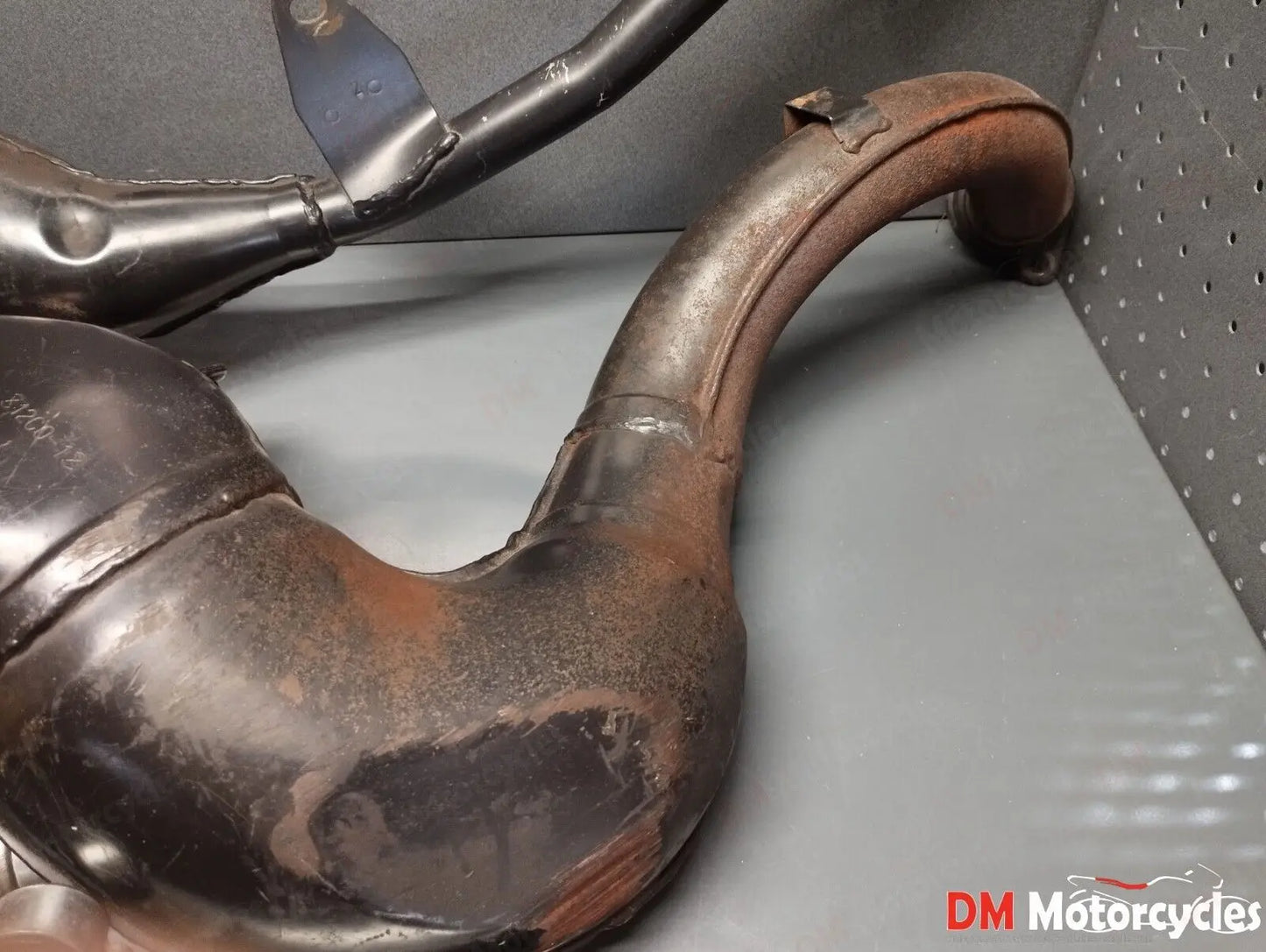 Suzuki genuine used RGV250 RGV VJ21 Japanese import exhaust muffler Complete
