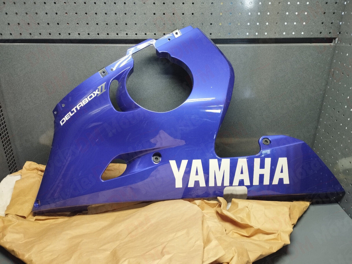 Yamaha genuine new yzf r6 2000 2001 left under cowling assy pn 5eb-y2808-40-p1