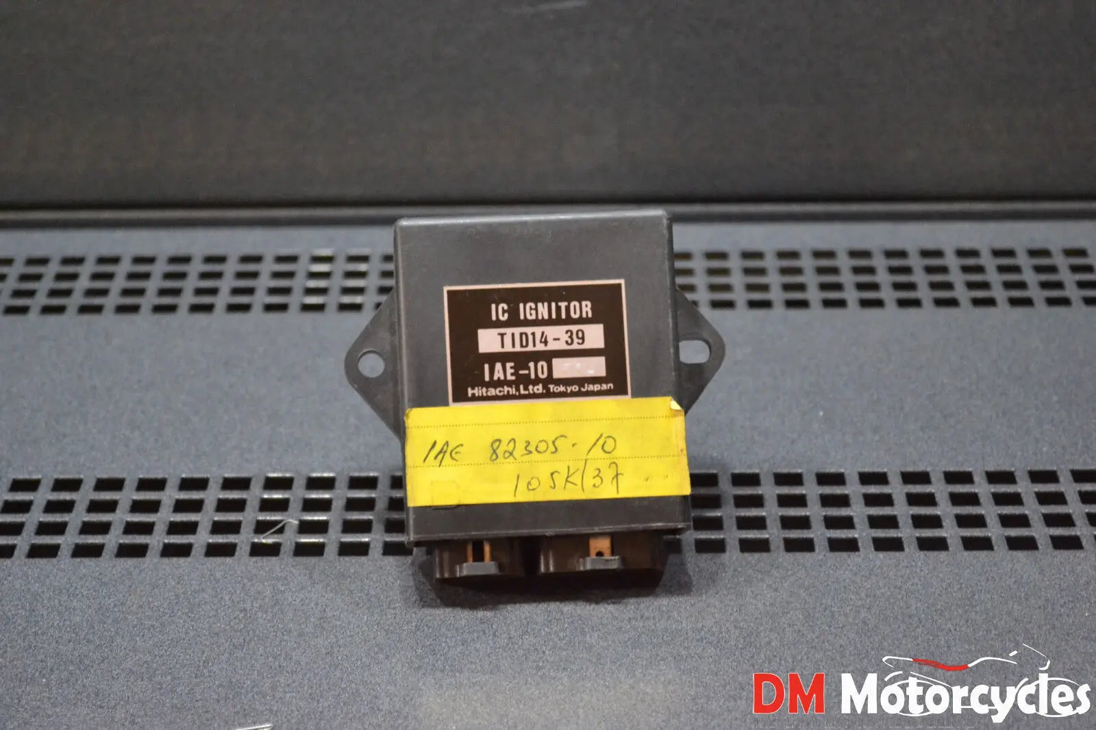 Yamaha genuine nos fz750 fz 750 1985 ignitor CDI pn 1ae-82305-10