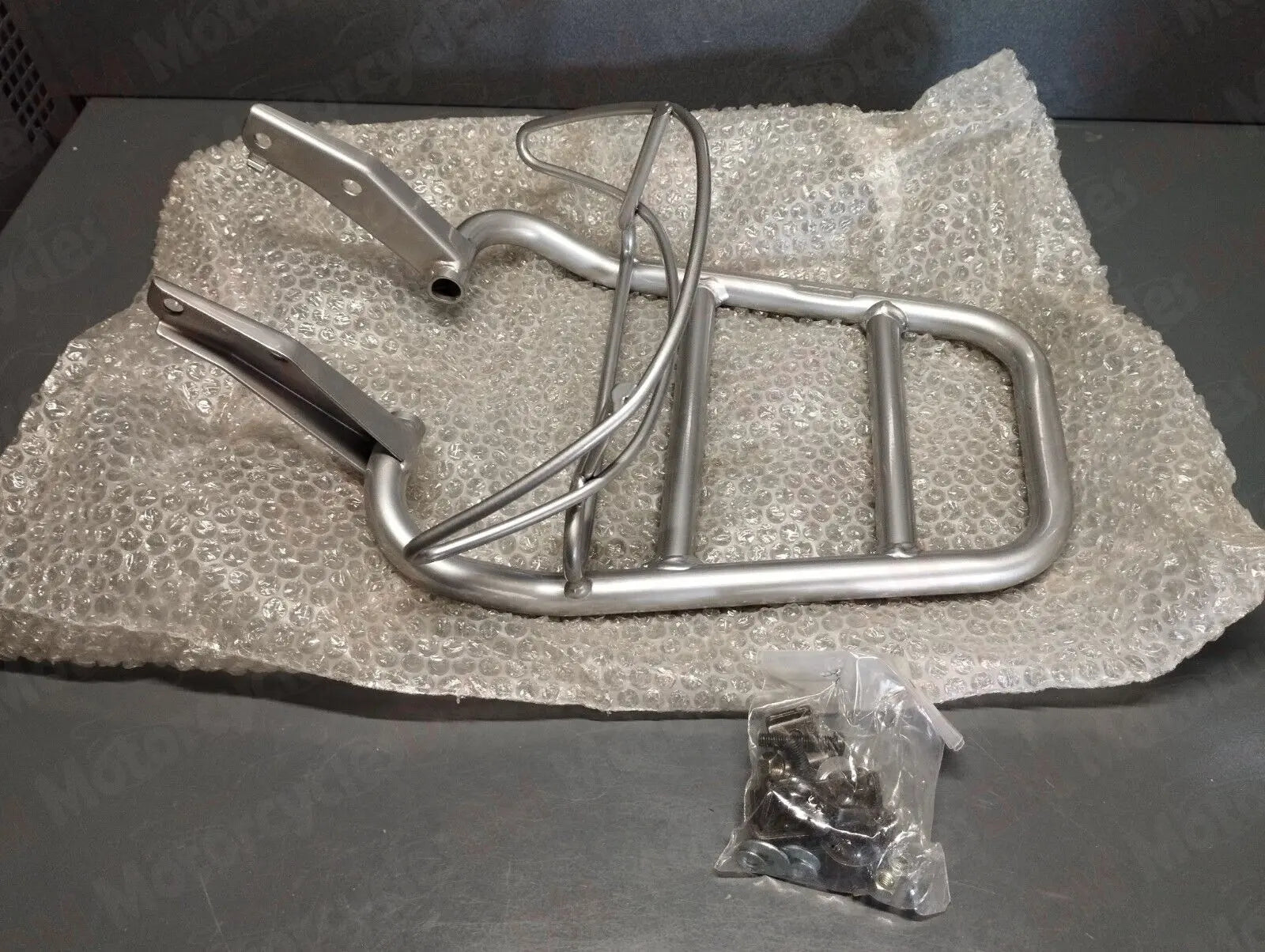 Peugeot genuine new trekker tkr furious 50 silver rear rack carrier pn 005362AR