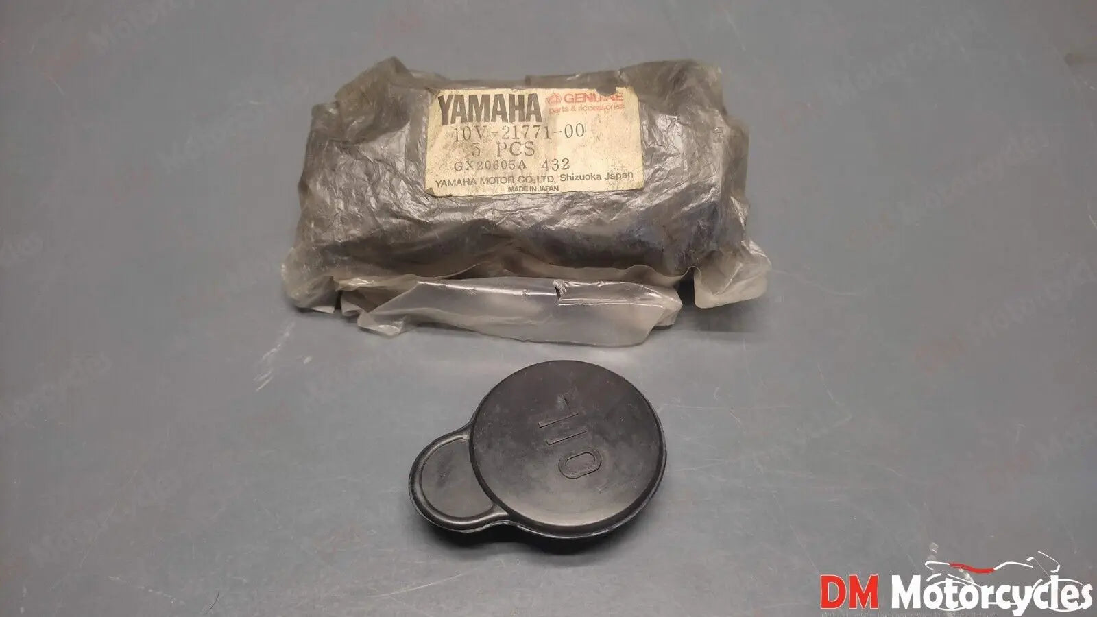 Yamaha genuine nos rd350 dt80 dt125 oil cap pn 10v-21771-00