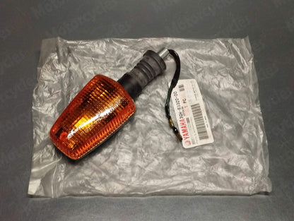 Yamaha oem fzr 1000 400 xj 900 600 400 tdm right front turn signal 3gm-83320-00