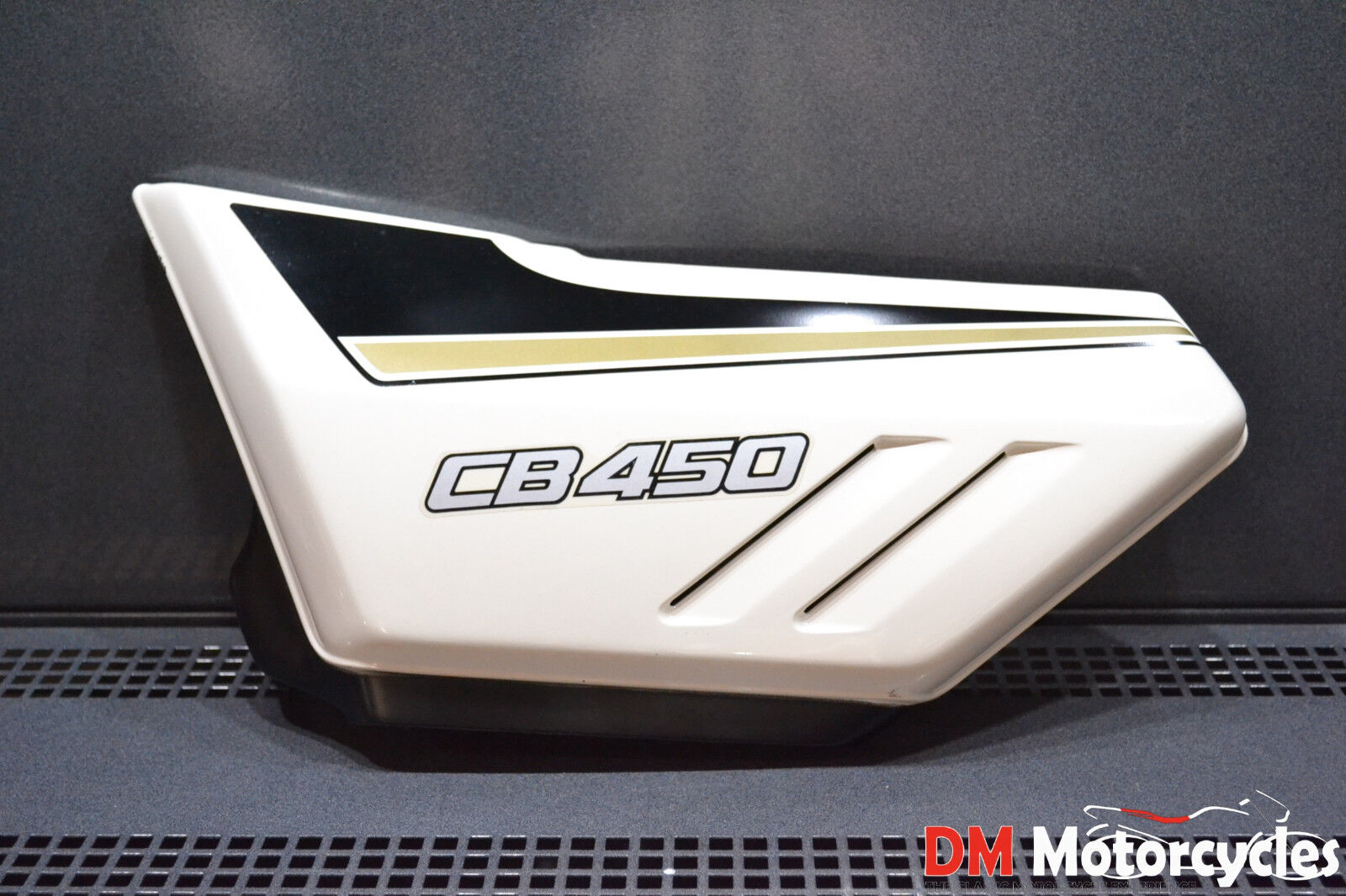 Honda genuine nos cb450 cb 450 lh side cover pn 83700-443-9000