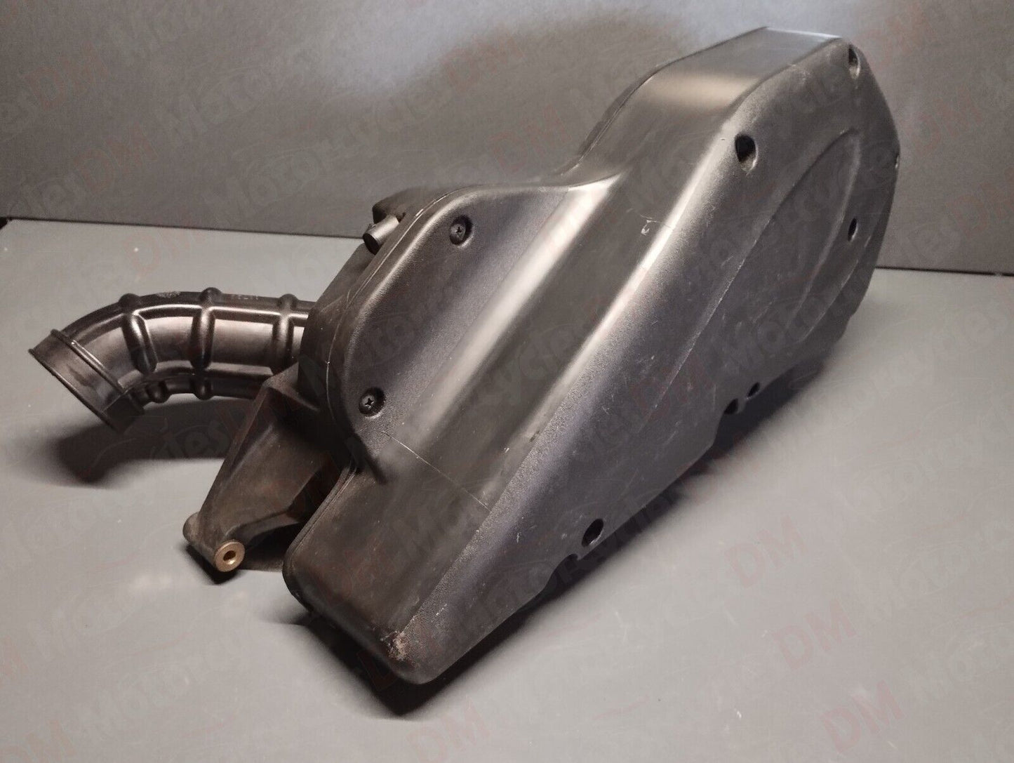 Piaggio genuine new X9 125 180 airbox filter housing pn 828643