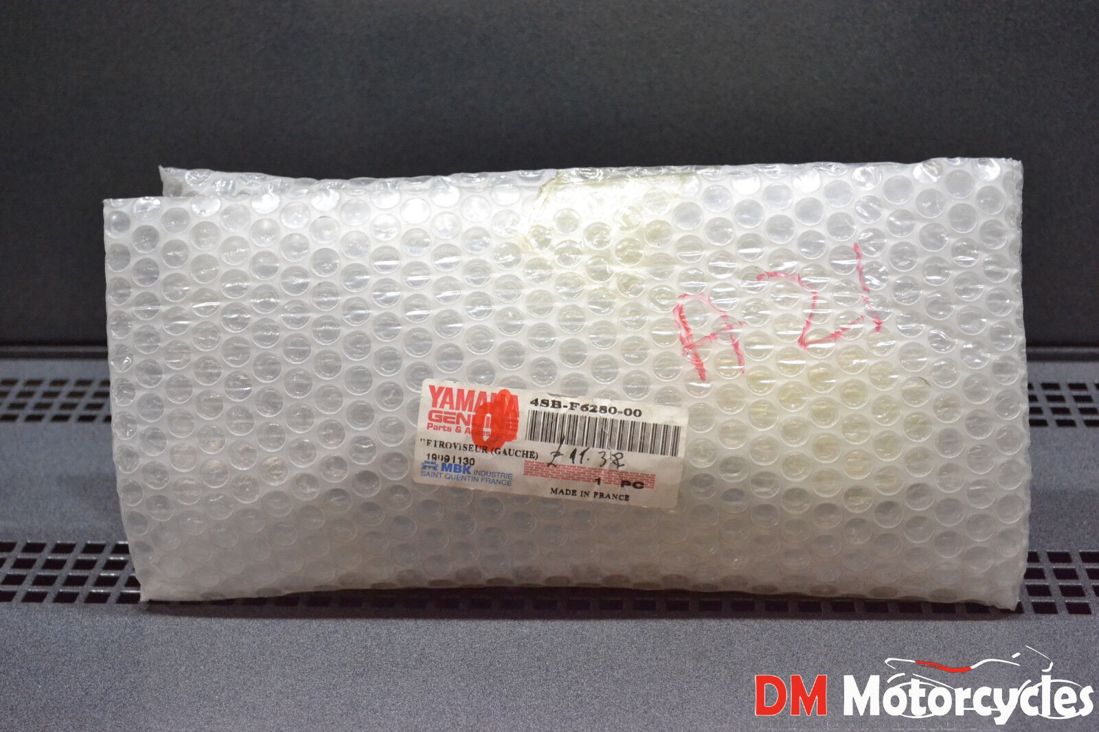 YAMAHA GENUINE NEW ZUMA II  50 CW50 LH MIRROR PN 4SB-F6280-00