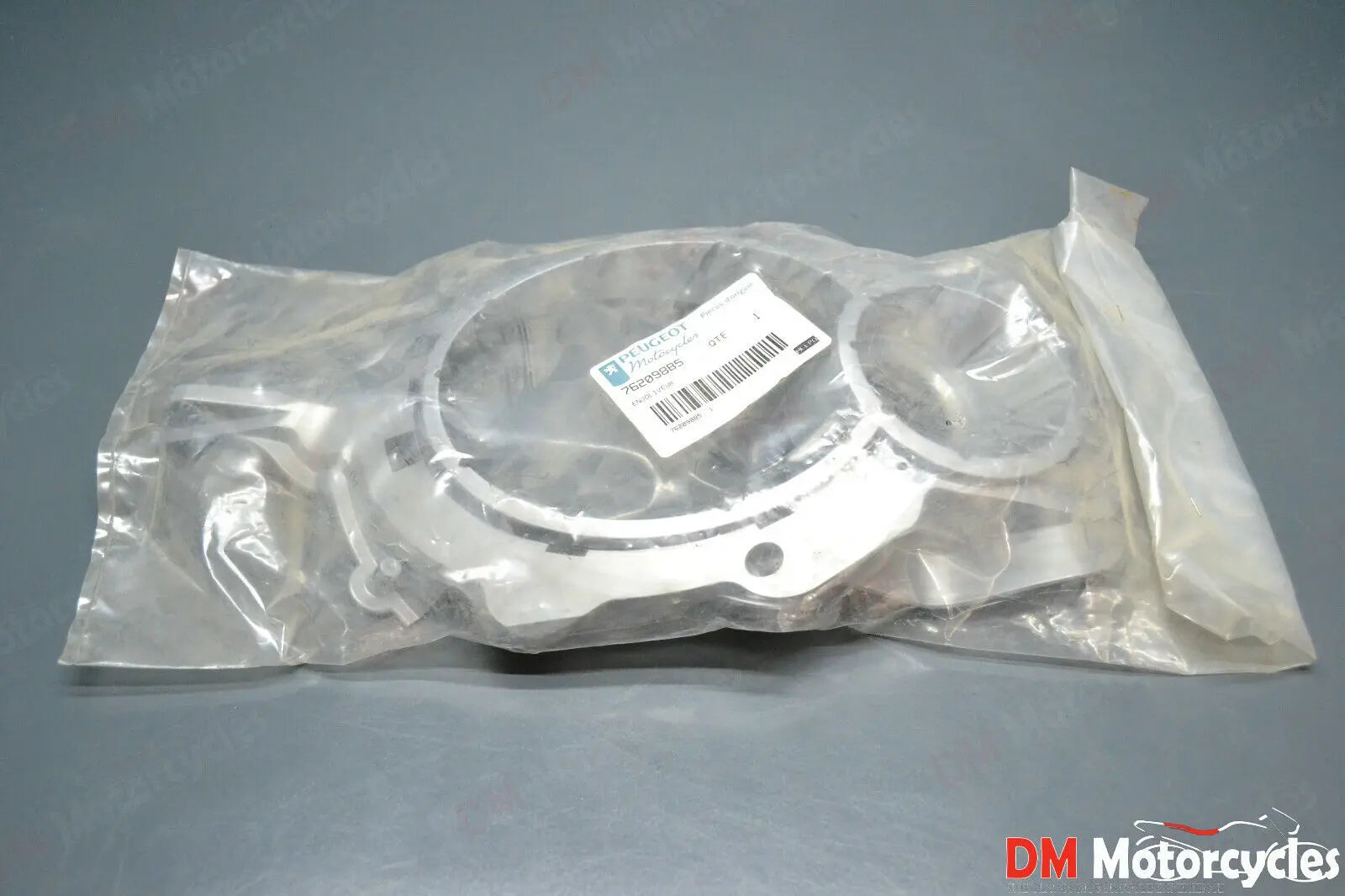Peugeot genuine new lindux head light trim pn 76209885