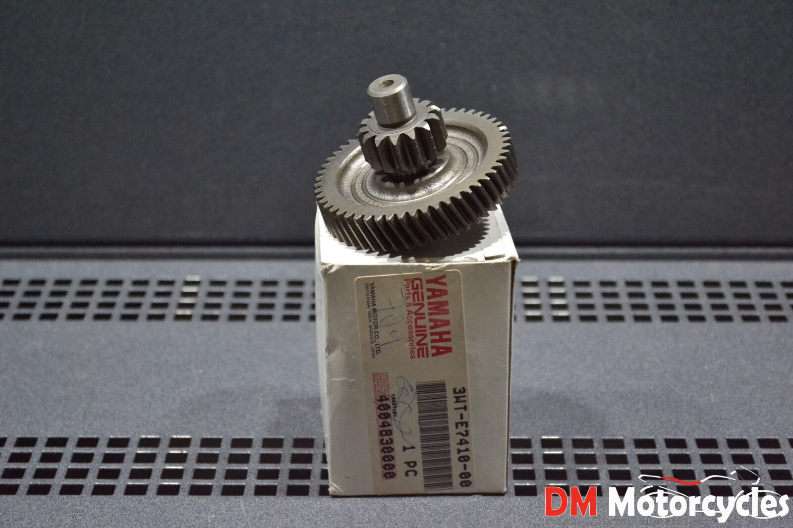 Yamaha genuine nos CW50 CW 50 1992 MAIN AXLE COMP PN 3WT-E7410-00