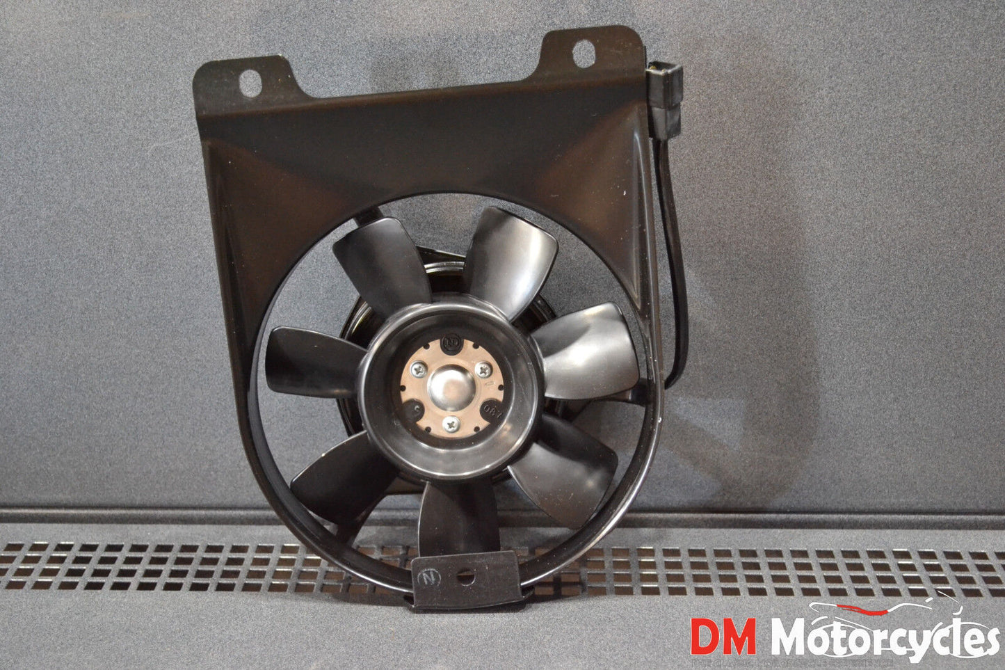 Yamaha genuine nos fz750 fz 750 1985 radiator fan pn 1ae-12405-00