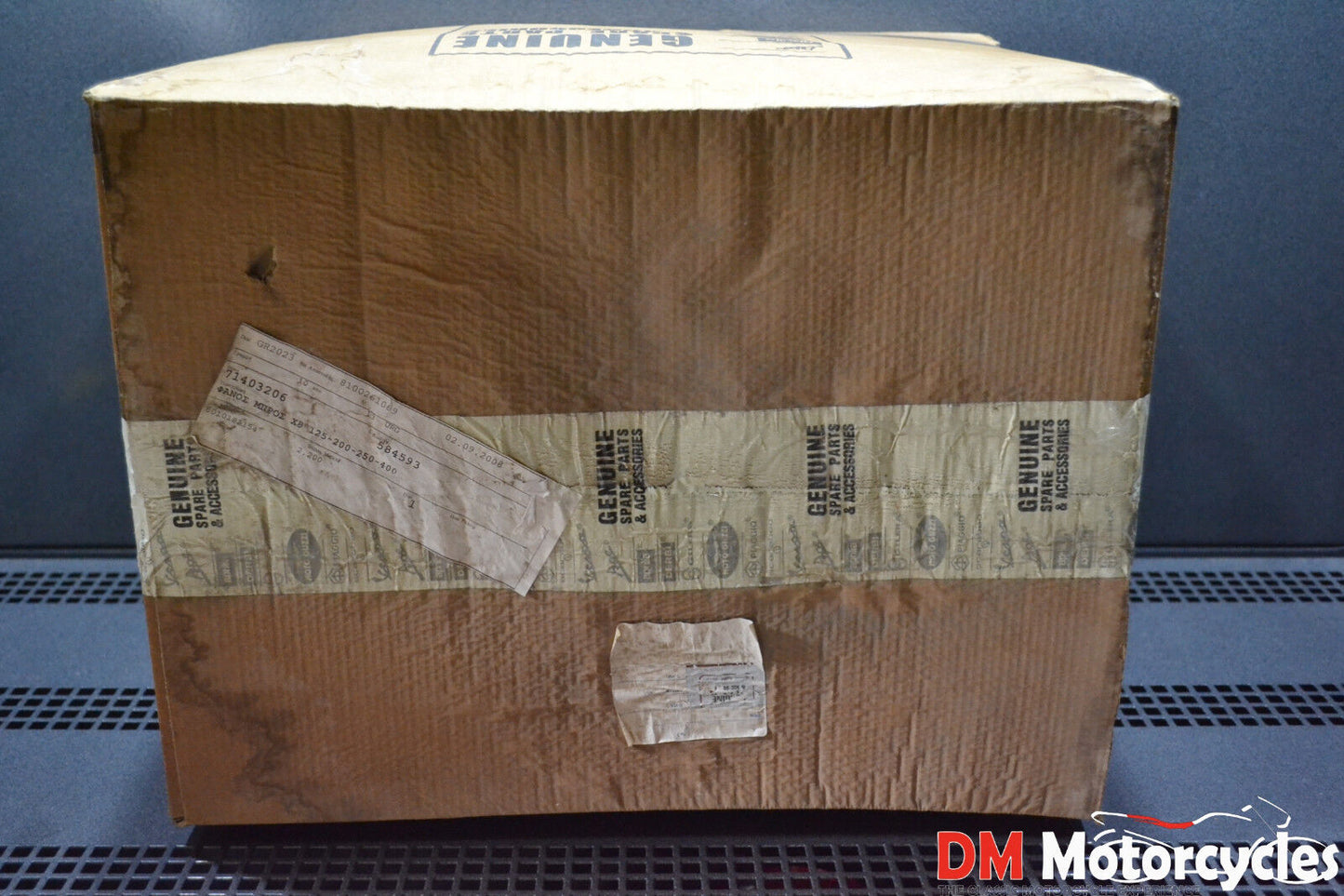 Piaggio genuine nos x8 125 - 400 2004 - 2008 headlight assy pn 584593