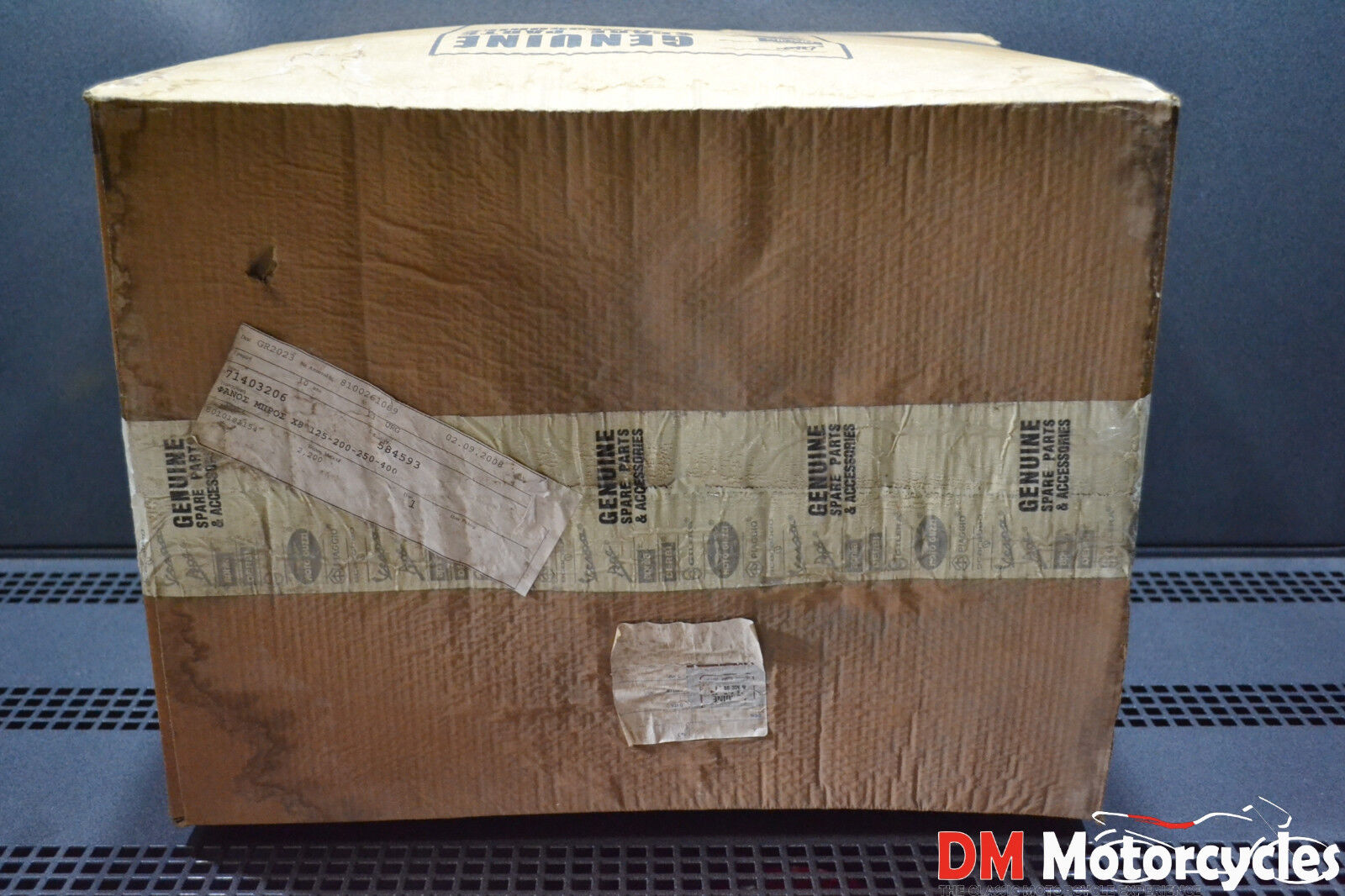Piaggio genuine nos x8 125 - 400 2004 - 2008 headlight assy pn 584593