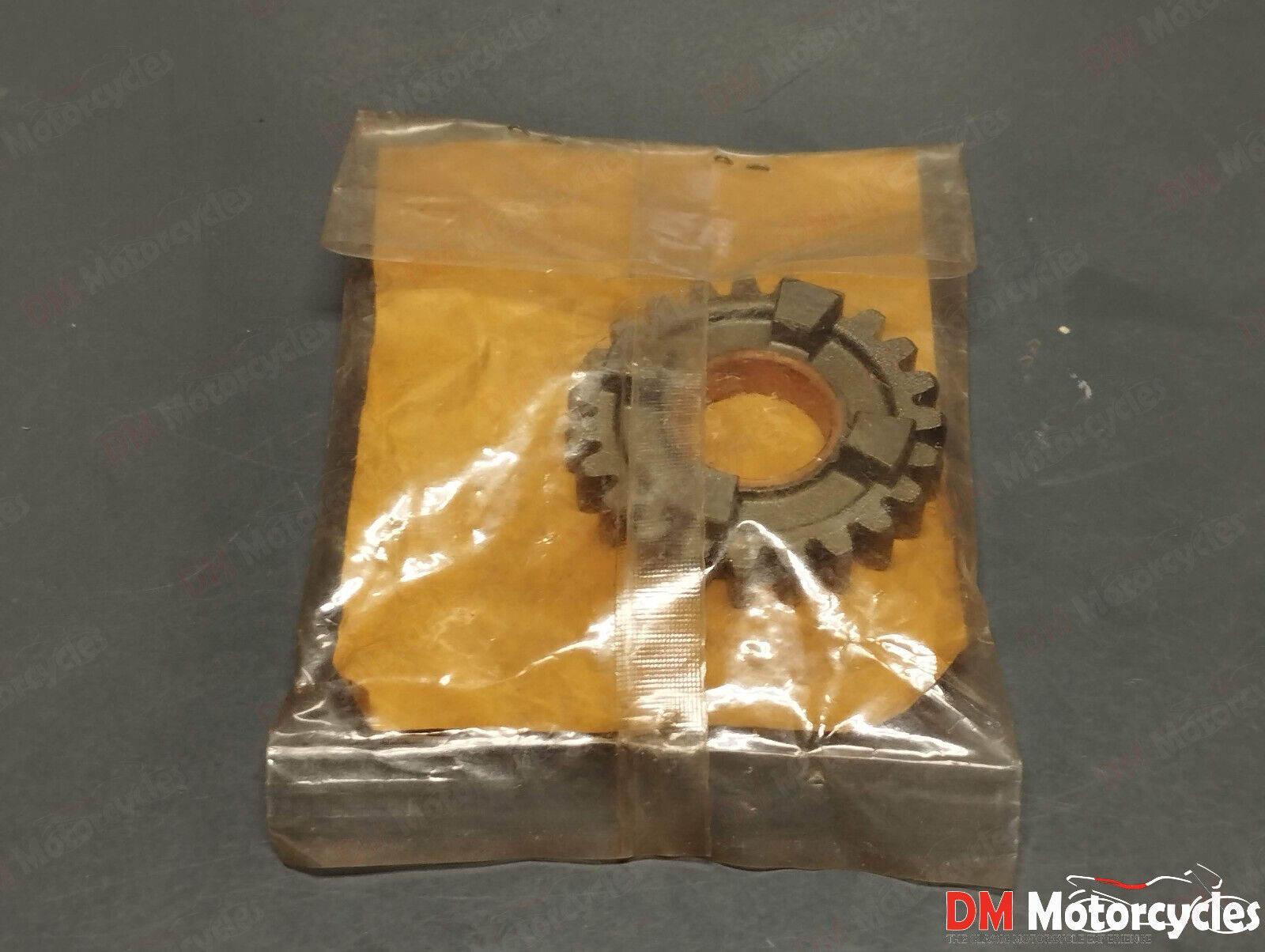 Yamaha genuine nos rd 125 86 transmission gear 5th pinion (23 t) 10w-17151-02