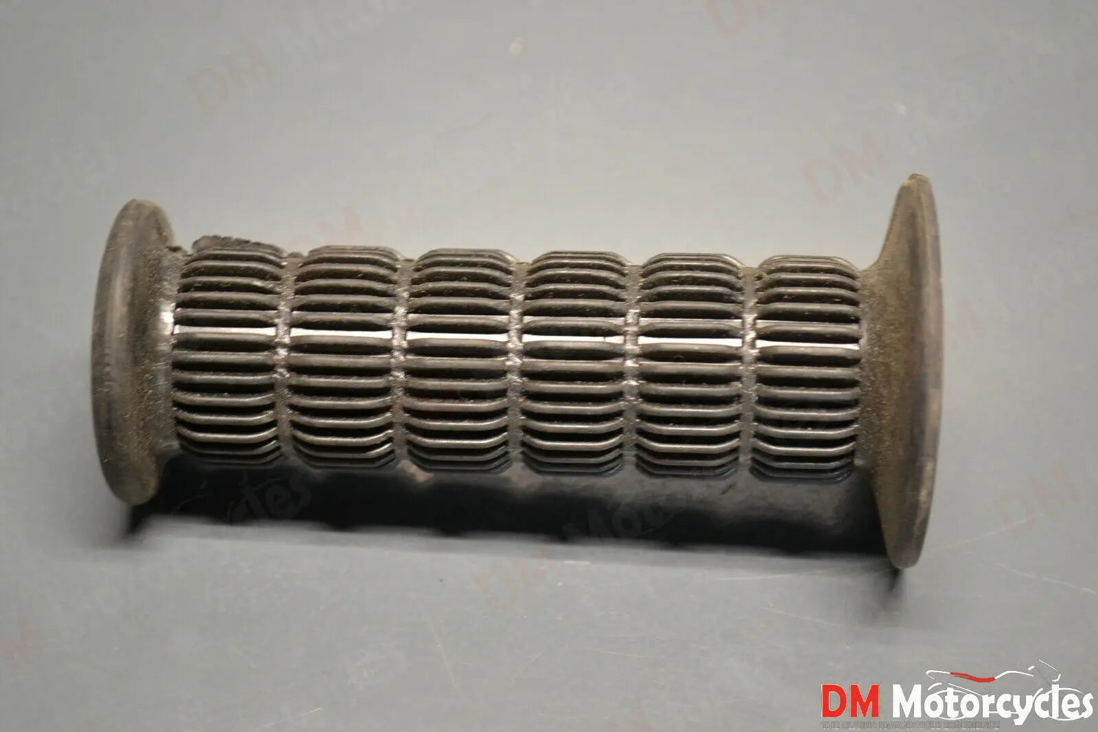 Yamaha genuine  At1 at2 ct1 ct2 ct3 dt175 dt2 dt3 rt Left grip pn 214-26241-00