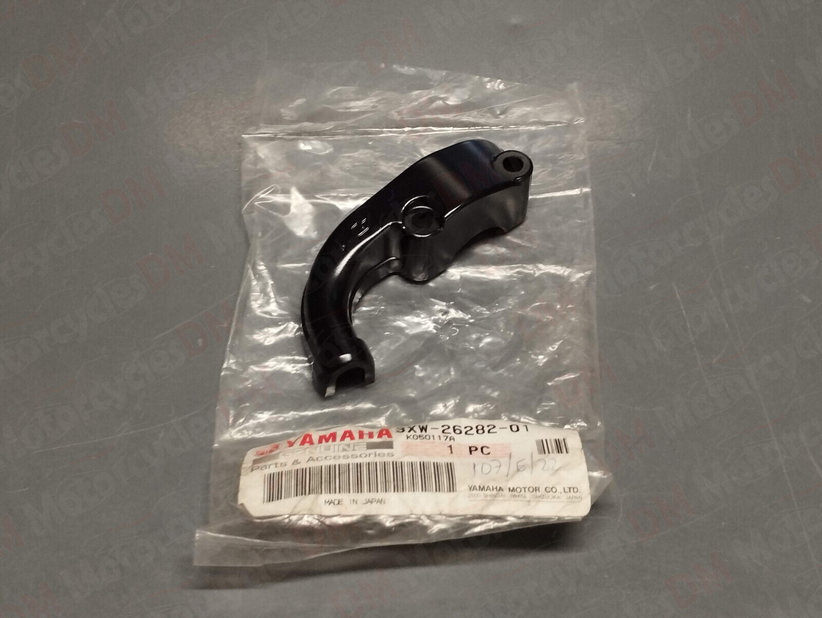 Yamaha oem xjr 1300 1200 400 yzf r1 yzf r6 xj 900 under grip cap 3xw-26282-01