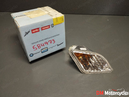 Piaggio genuine new vespa gt gts 125 200 250 300 rear left turn signal pn 584973
