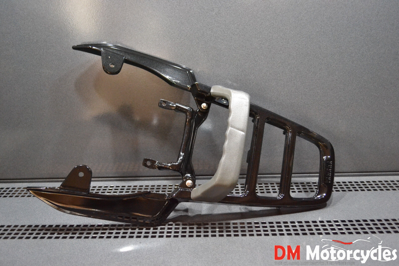 Yamaha genuine new ct50s ct 50 1990 rear carrier assy pn 3nt-f4840-00