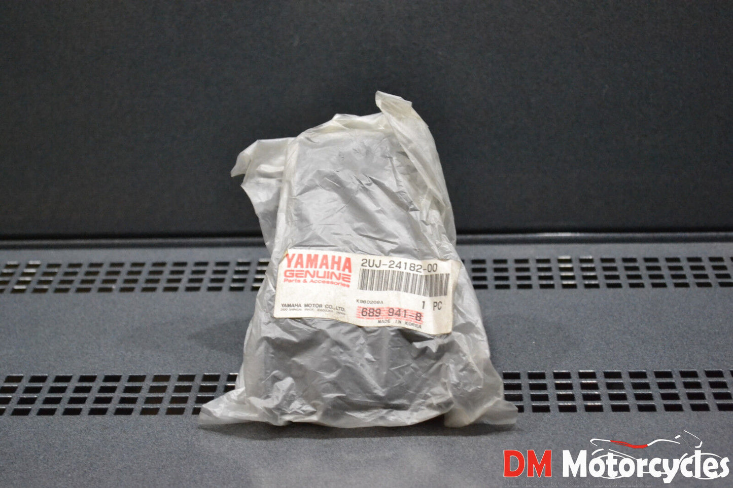 Yamaha genuine new virago 250 xv250 1988 - 2015 fuel tank damper pn 2uj-24182-00