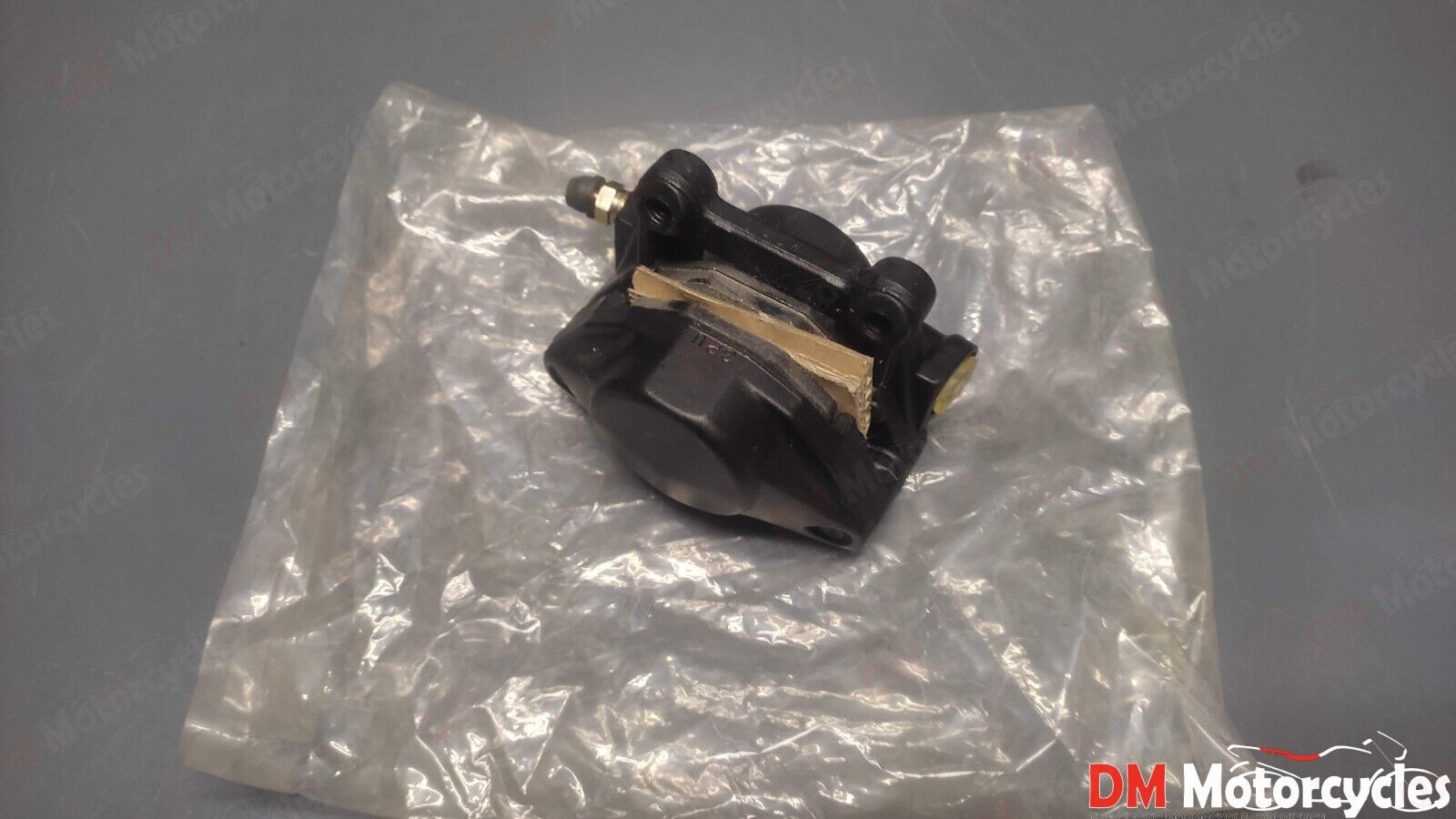 Piaggio genuine new gilera runner vxr vespa gts brake caliper pn cm074101
