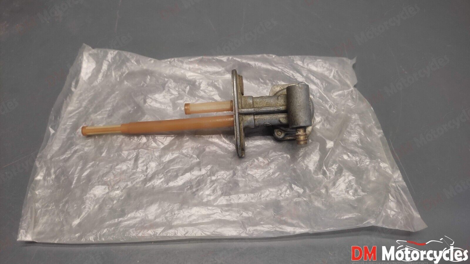 Yamaha genuine used TW 200 fuel petcock assy