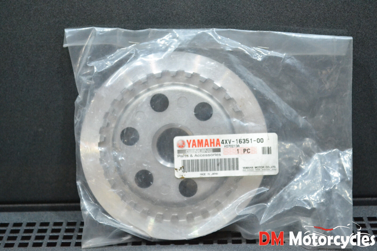 Yamaha genuine new yzf r1 98 - 03 fjr1300 04 - 13 pressure plate pn 4xv-16351-00