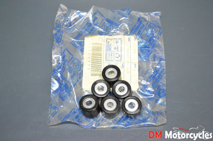 Piaggo genuine new Vespa LX Et2 sprint primavea 50 6.40gr roller kit pn 4368555