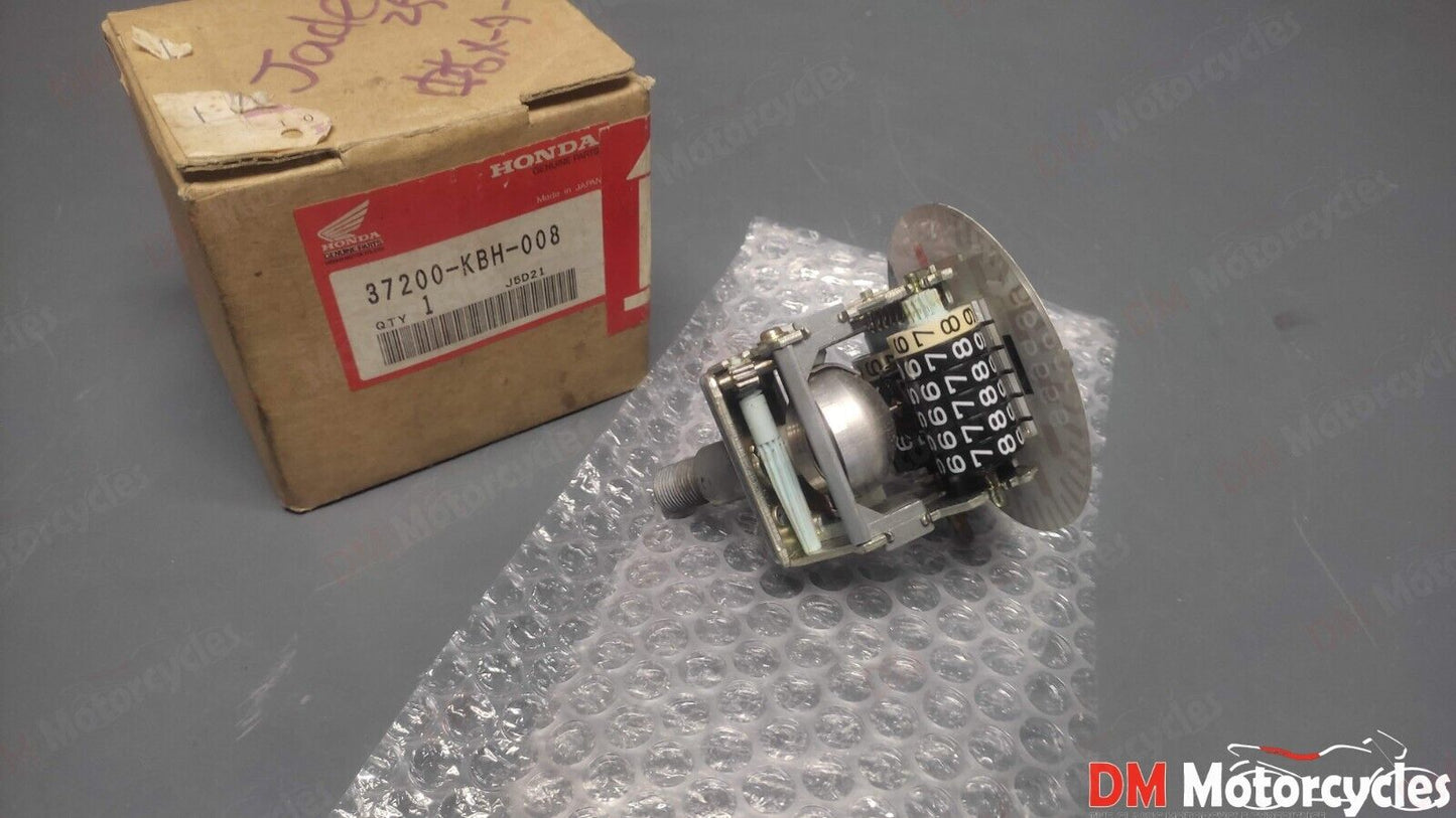 Honda genuine nos cb250 japanese speedometer gauge pn 37200-kbh-008