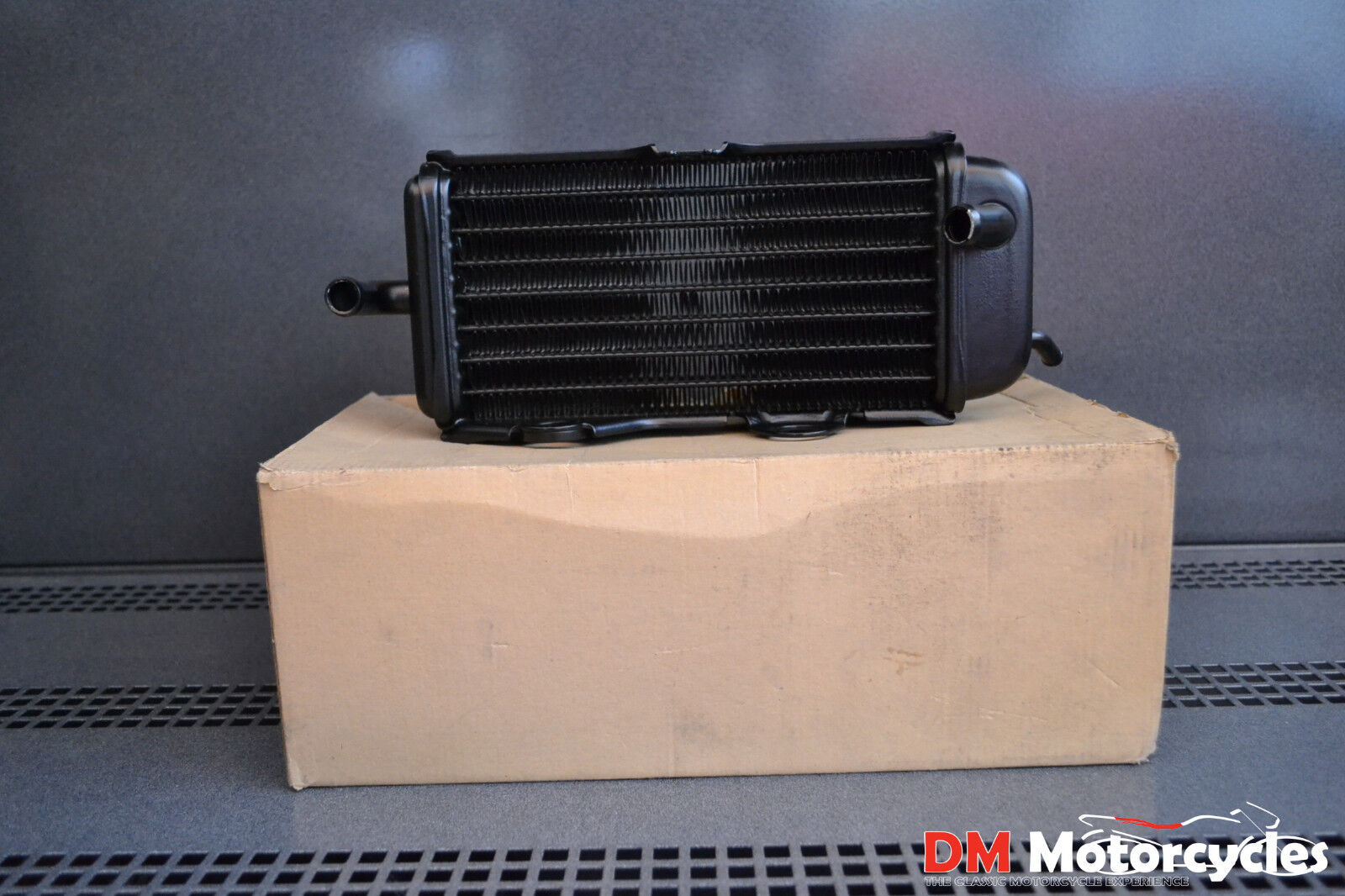 Yamaha genuine yz125 yz 125 motocross 1983 - 1985 radiator pn 39w-12460-01-00