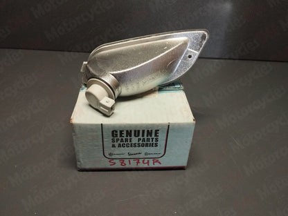 Piaggio genuine new vespa lx 50 125 front left turn signal pn 58174r