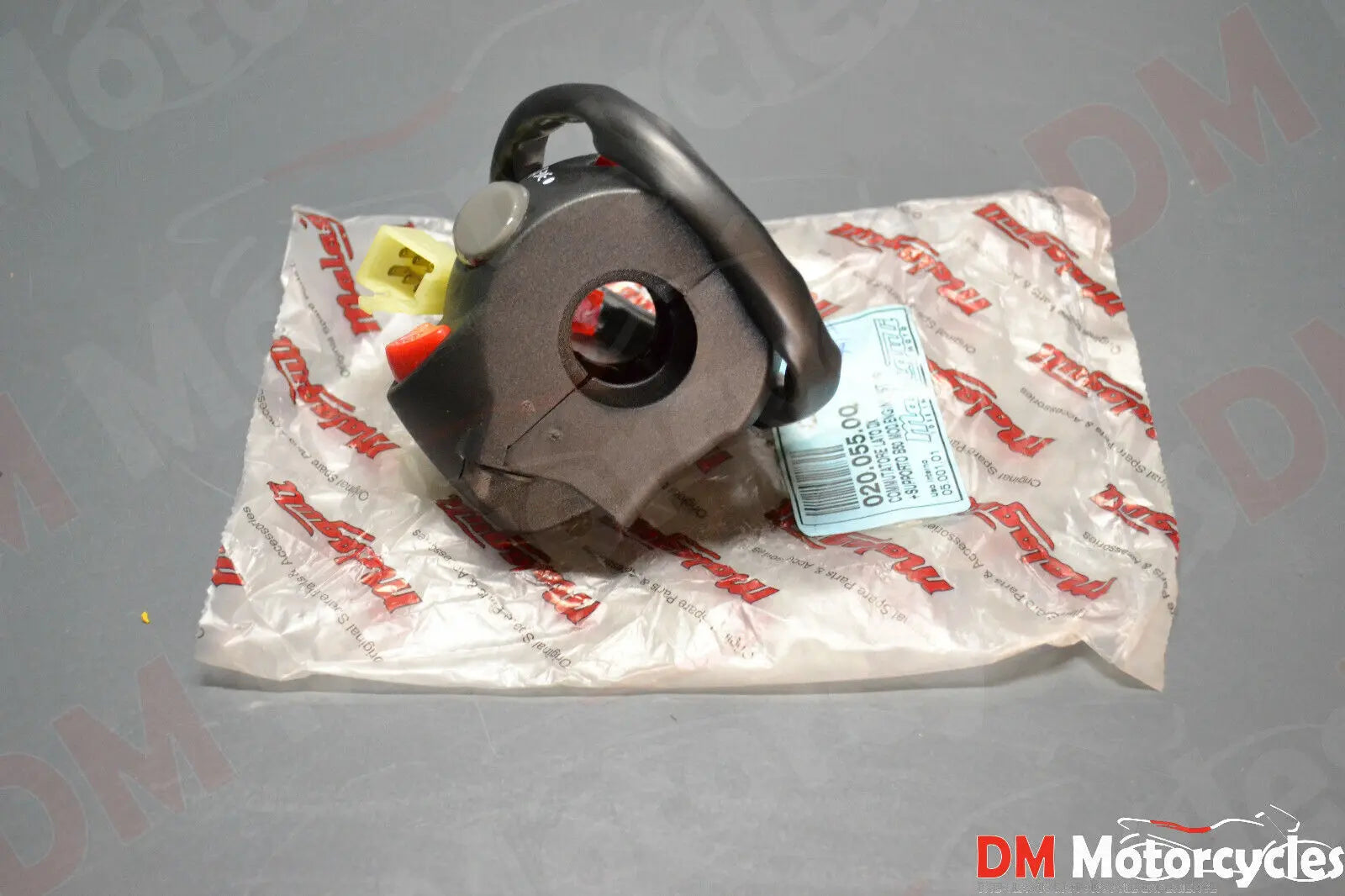 Malaguti Genuine new madison 125 150 right switch gear pn 02005500
