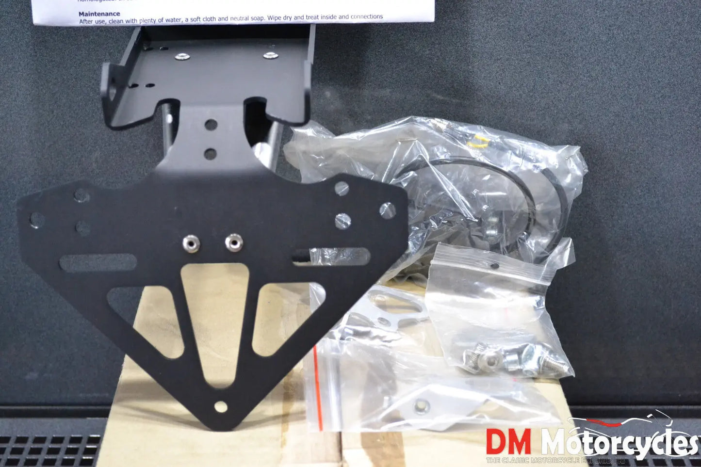 Yamaha genuine new fz6 fazer 600 2009 license plate tidy pn 5vx-w0770-10