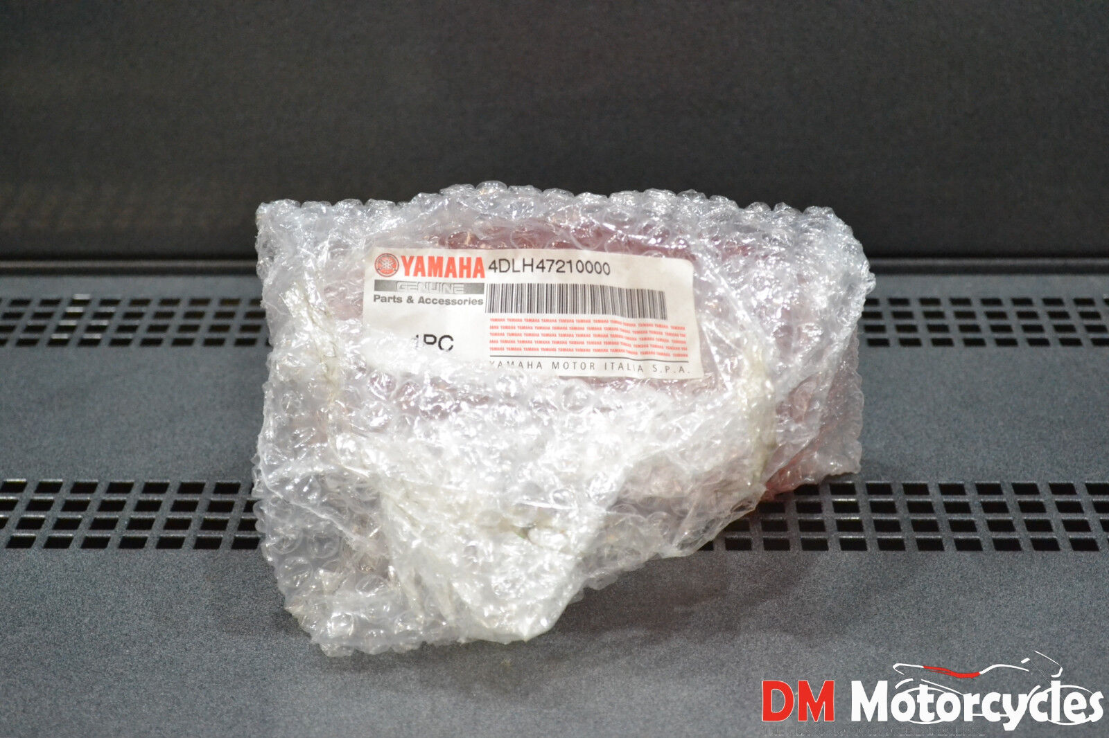 Yamaha genuine new tt600e tt 600 brake light lens pn 4dlh47210000