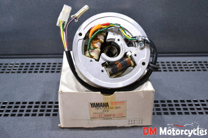 Yamaha genuine nos magneto stator assy pn 3e4-85500-m0