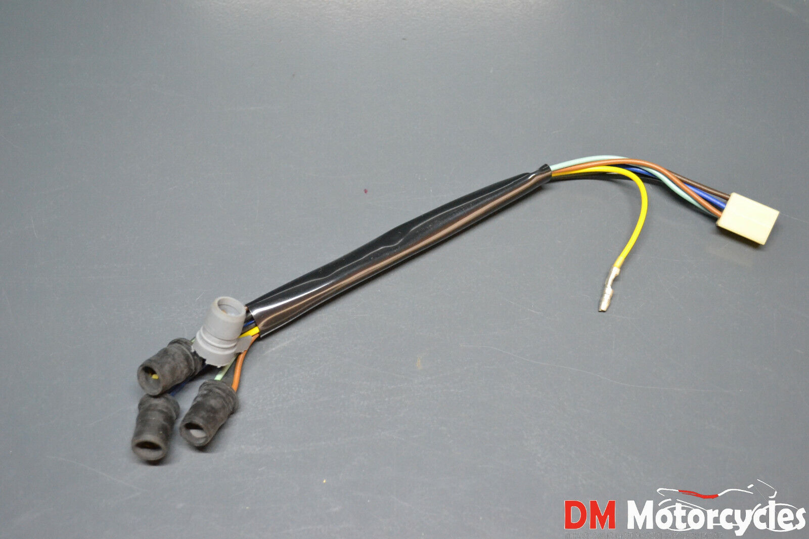 Yamaha genuine xt125 xt250 xt350 xt550 xt600 meter light socket pn 5y1-83520-00