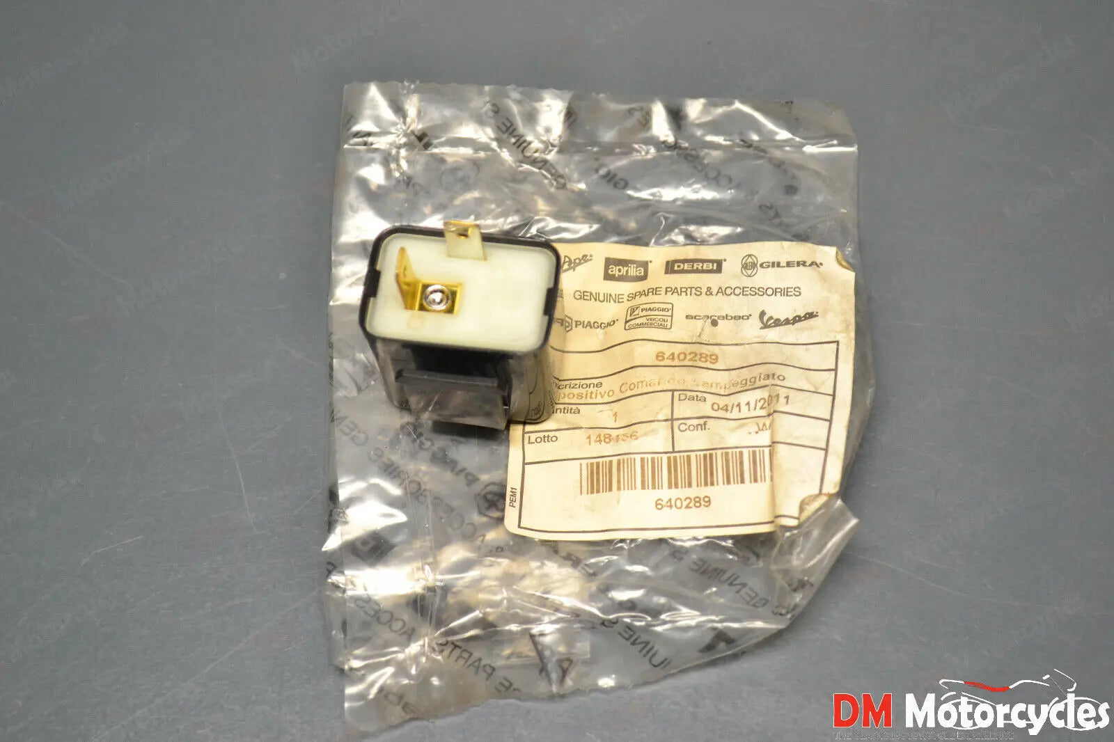 Piaggio genuine new liberty typhoon fly vespa lx nrg gts flasher relay pn 640289