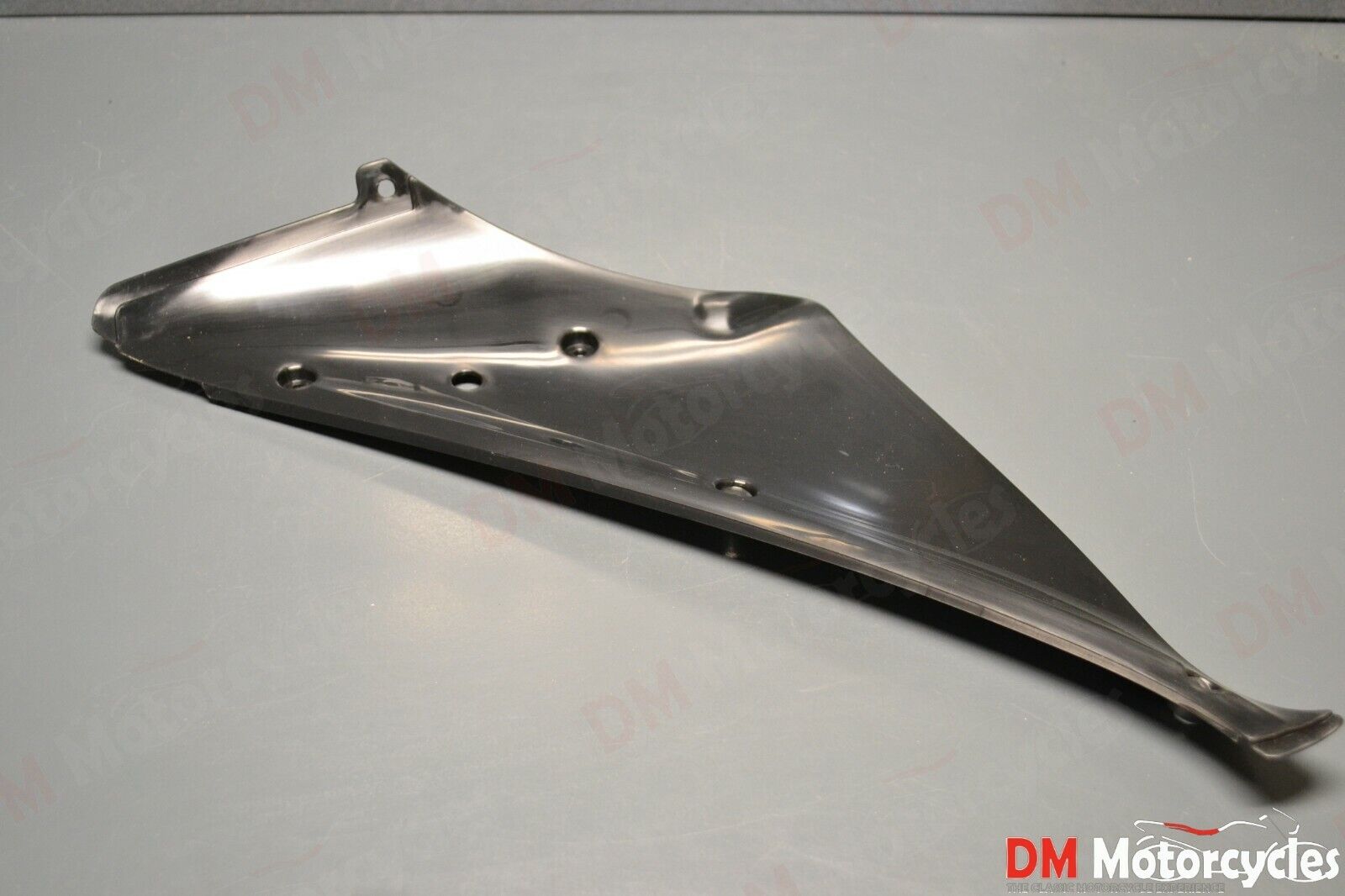 Yamaha genuine new yzf r1 98 - 99 right inner panel pn 4xv-2836l-10