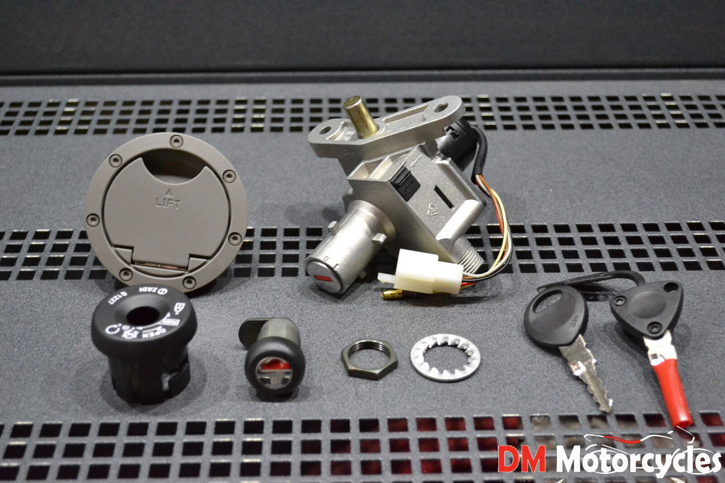 Yamaha genuine new yq50 aerox 50 main lock assy pn 5br-h2021-01