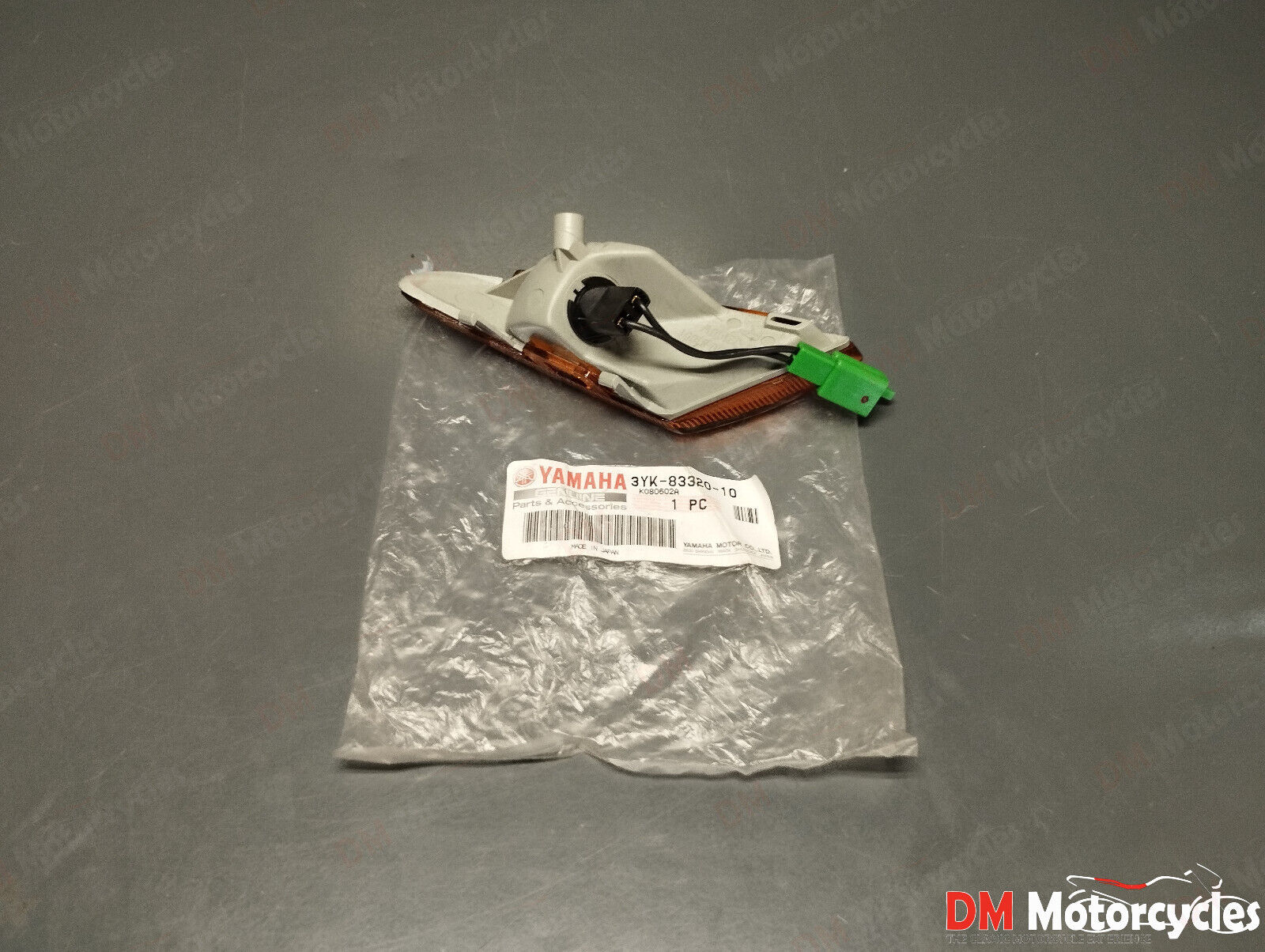 Yamaha genuine new yg 50 jog front turn signal pn 3yk-83320-10