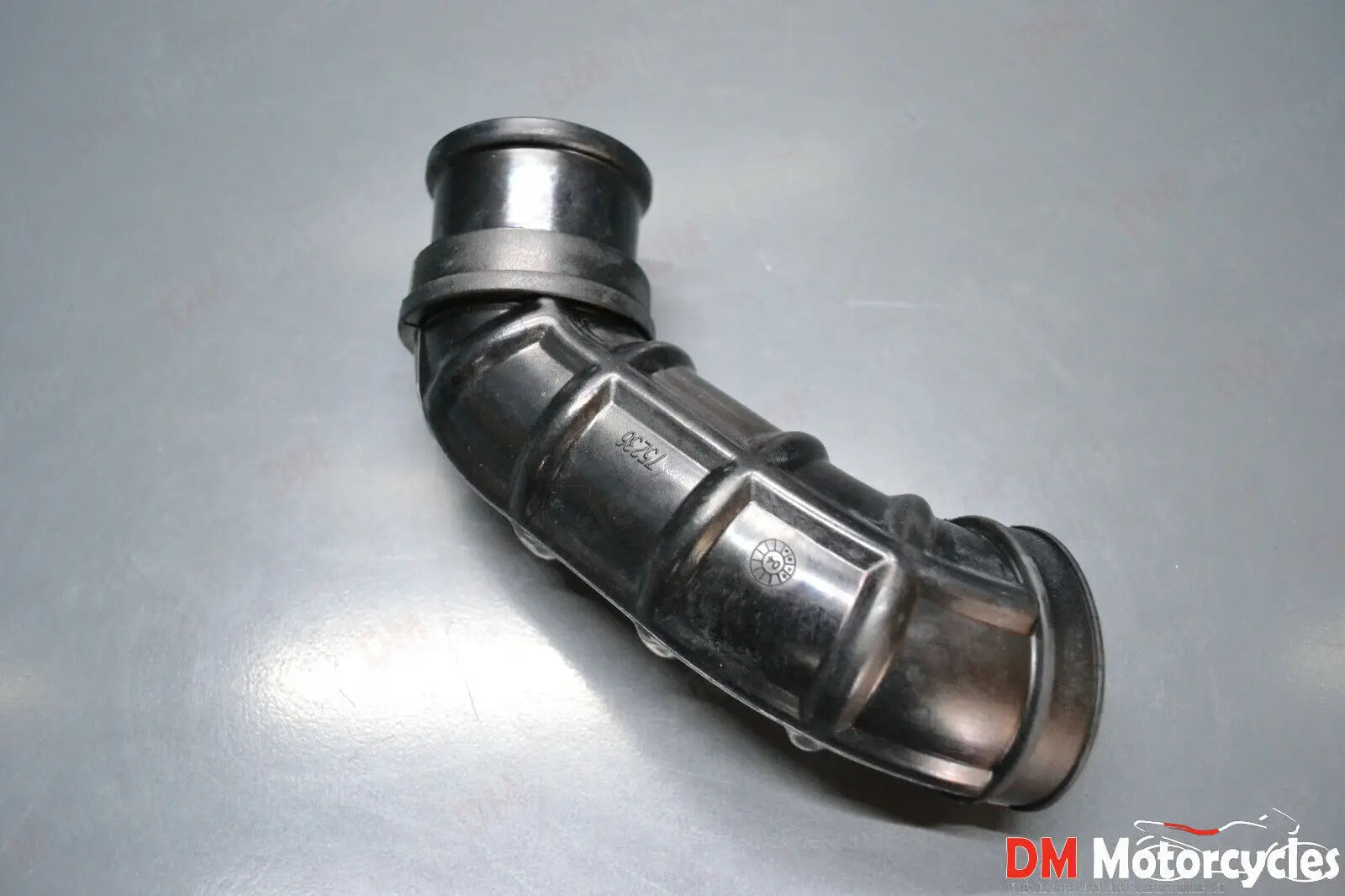 Piaggio genuine new bevery x8 x9 runner dna airfilter sleeve tube pn 827939