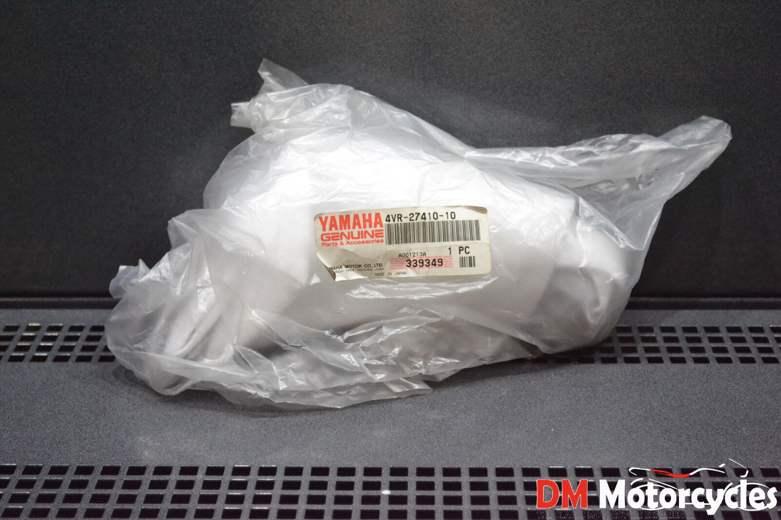 Yamaha genuine new xvs 650 vstar 650 2000 lh footrest assy pn 4vr-27410-10