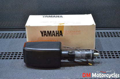 Yamaha genuine nos xj fj xz rear turn signal indicator assy 1 pn 11u-83330-10