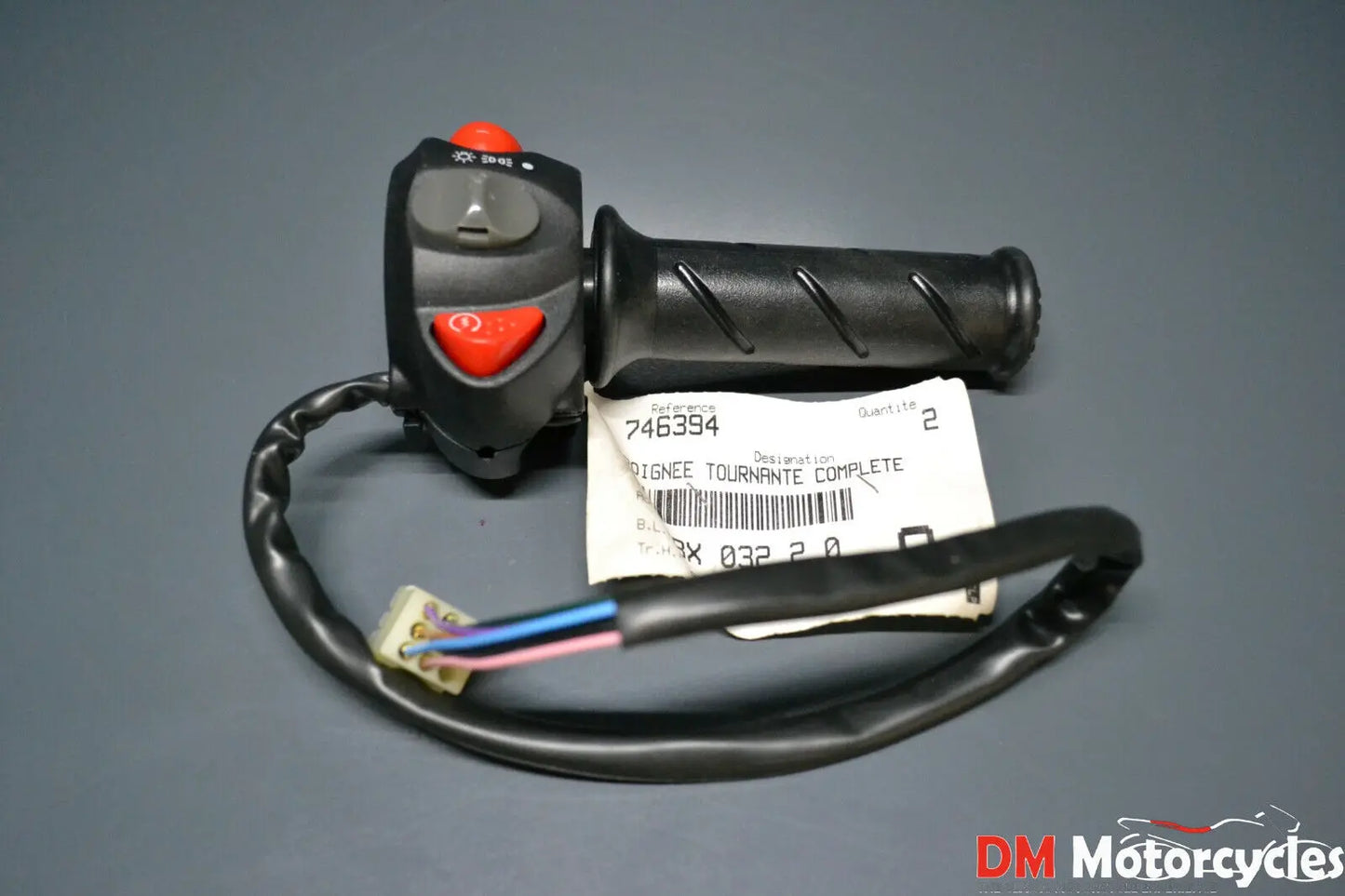 Peugeot genuine new Elystar 125 150 rh switch gear throttle assy pn 746394